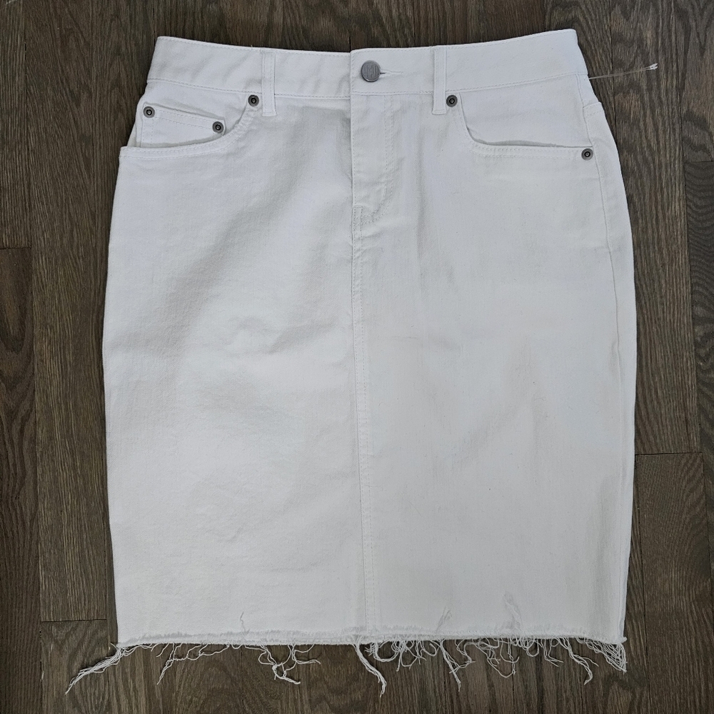 NEW J. McLaughlin Richmond Skirt Denim Solid White Zip Pockets